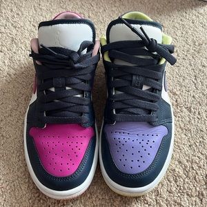 Women Air Jordan 1 Low SE